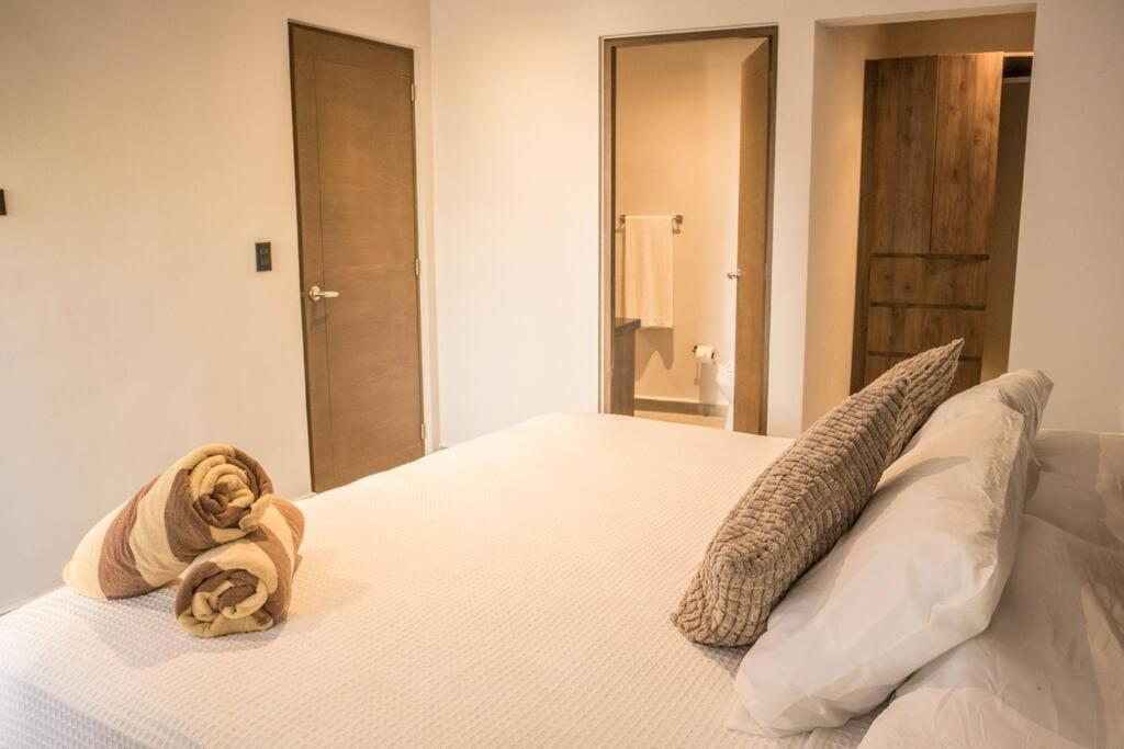 Great Location, New, 1br 4 Ppl