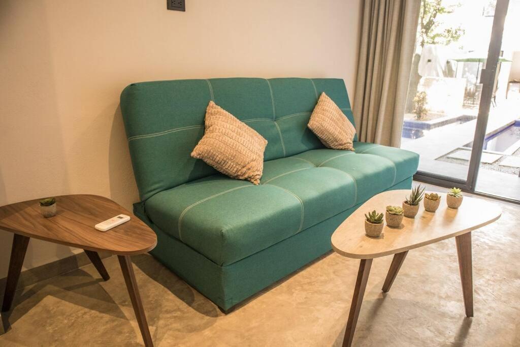 Great Location, New, 1br 4 Ppl *