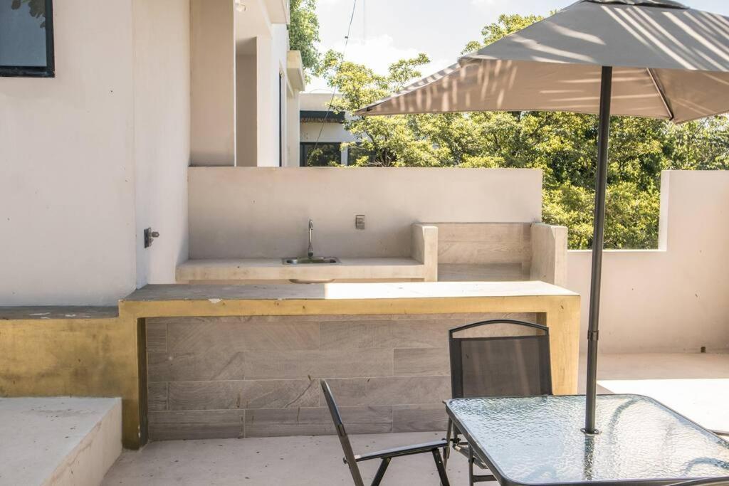 Great Location, New, 1br 4 Ppl Apartment *