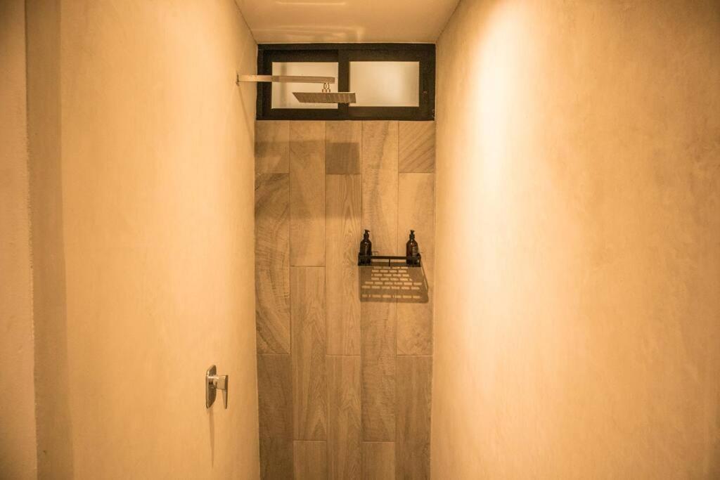 Great Location, New, 1br 4 Ppl *